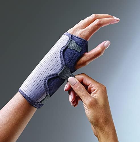 3M Futuro Wrist Comfort Stabilizing Brace - Adjustable